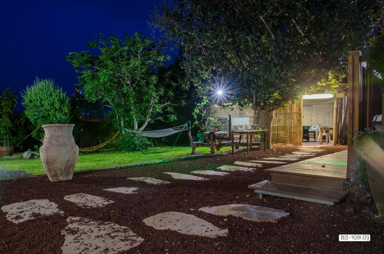 Villa Moon Light Yavneʼel Esterno foto